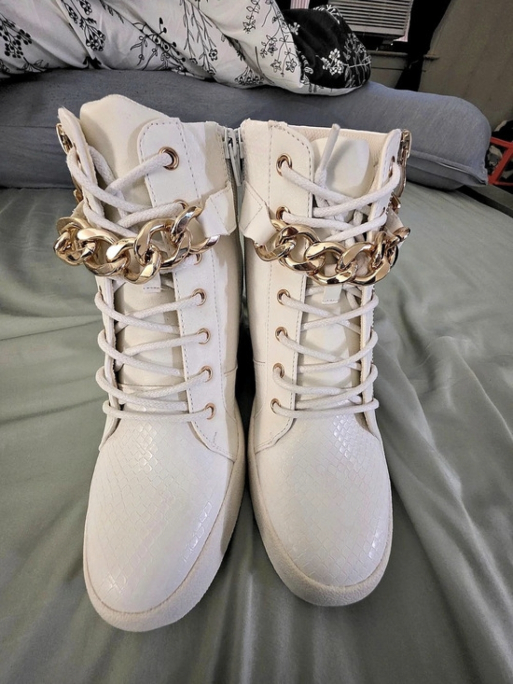 ALBA Chain Wedge Sneakers White US 8